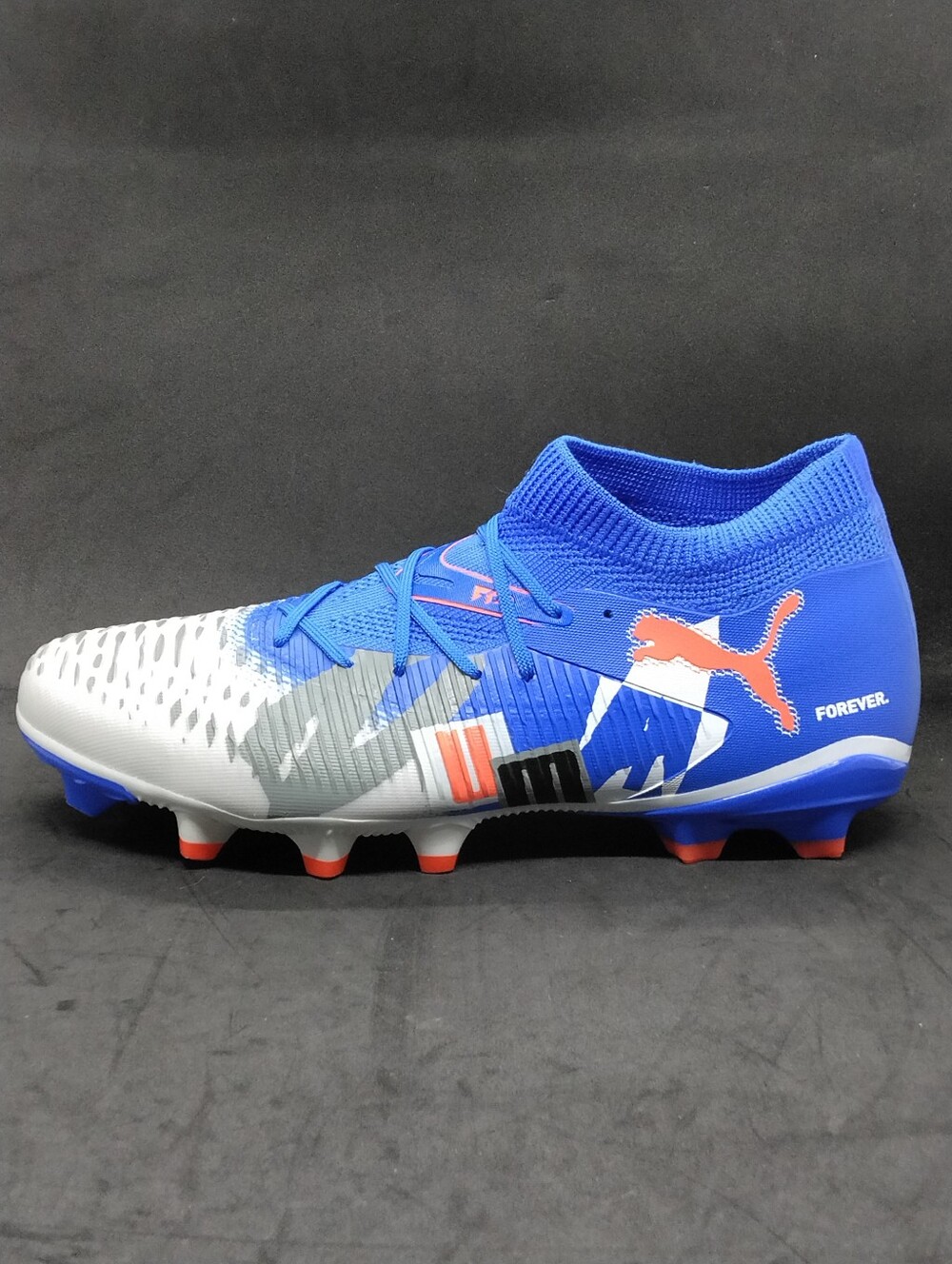 Size 7.5-Puma Future Match 8 Firm Grass Artificial Grass Men's Soccer Cleat
